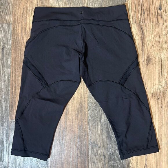 Lululemon Cool To Street Crop Leggings Women's Size 10 in Black - EUC! - Picture 3 of 3